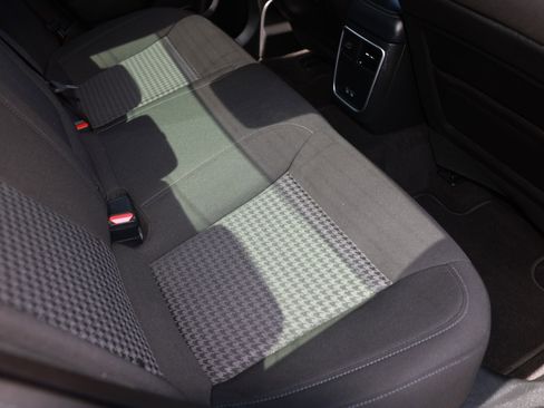 Used 2023 Dodge Charger R/T RWD image 16