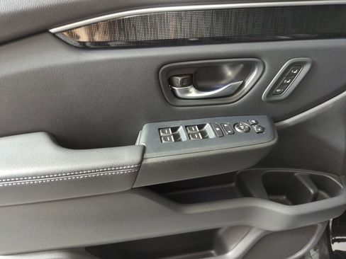 Certified 2024 Honda Pilot Elite image 10