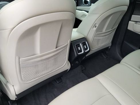 Used 2022 Kia Sorento S w/ Panoramic Sunroof Package FWD image 8