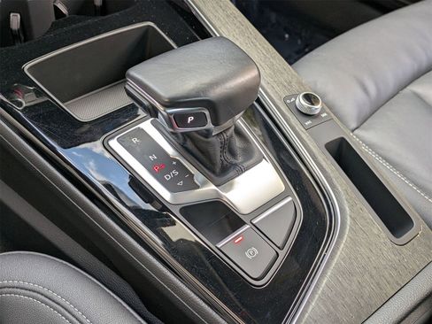 Used 2021 Audi A4 2.0T Premium w/ Convenience Package image 14