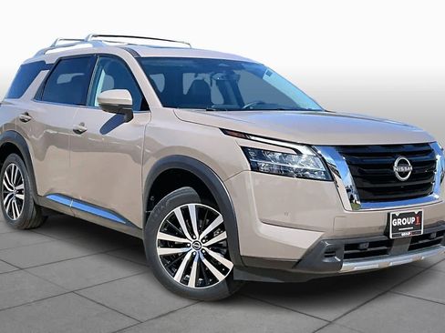 Certified 2023 Nissan Pathfinder Platinum w/ Cargo Package image 2