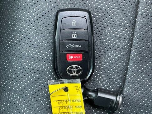 Used 2024 Toyota Tundra Limited w/ Power Package AWD/4WD image 37