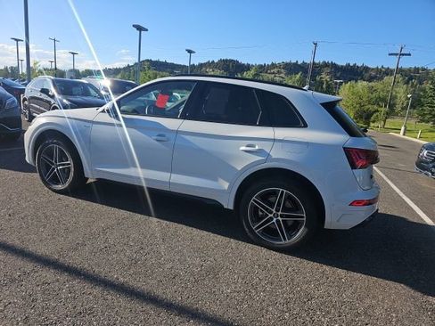 Used 2023 Audi Q5 e Prestige w/ Prestige Package AWD/4WD image 6