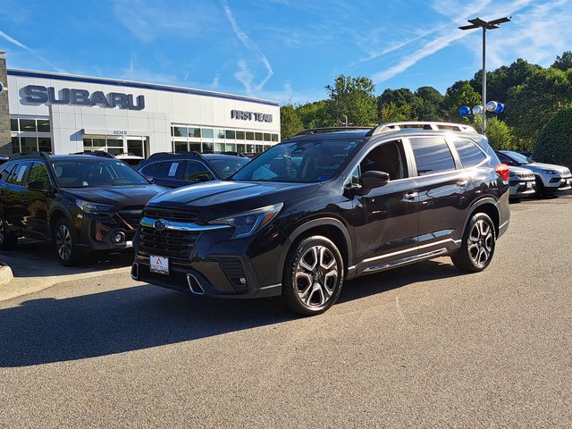 Used 2024 Subaru Ascent Touring AWD/4WD image 2