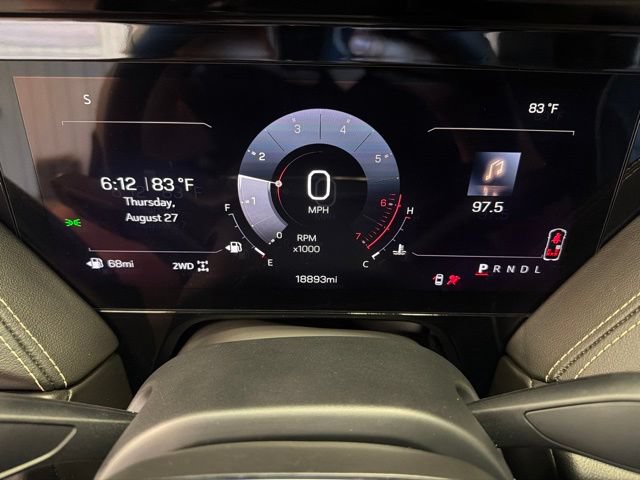 Used 2025 GMC Yukon Elevation AWD/4WD image 23