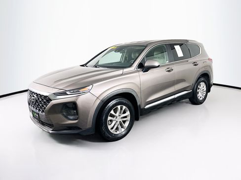 Used 2019 Hyundai Santa Fe SE FWD image 3