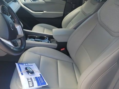 Used 2026 Ford Explorer Active w/ Active Comfort Package image 13