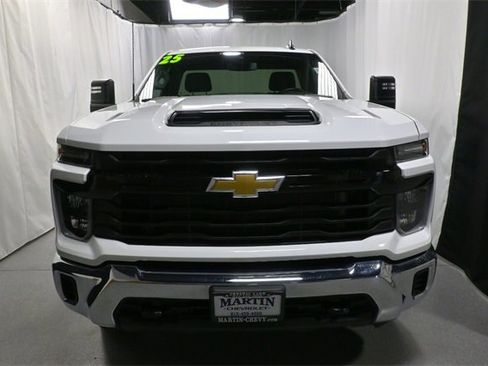 Certified 2025 Chevrolet Silverado 2500 W/T w/ WT Convenience Package image 9