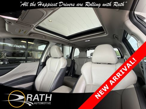 Used 2022 Subaru Forester Limited AWD/4WD image 14