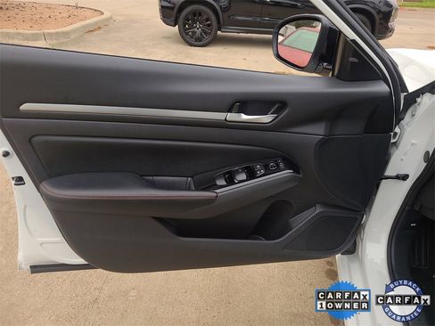 Certified 2024 Nissan Altima 2.5 SR image 17