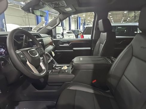 New 2026 GMC Sierra 3500 Denali w/ Denali Reserve Package AWD/4WD image 18