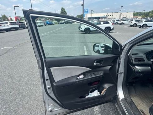 Used 2015 Honda CR-V EX image 13