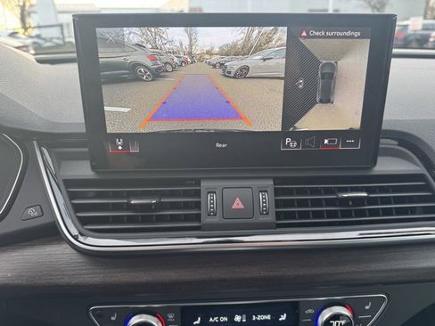 Certified 2025 Audi Q5 2.0T Premium w/ Convenience Plus Package image 18