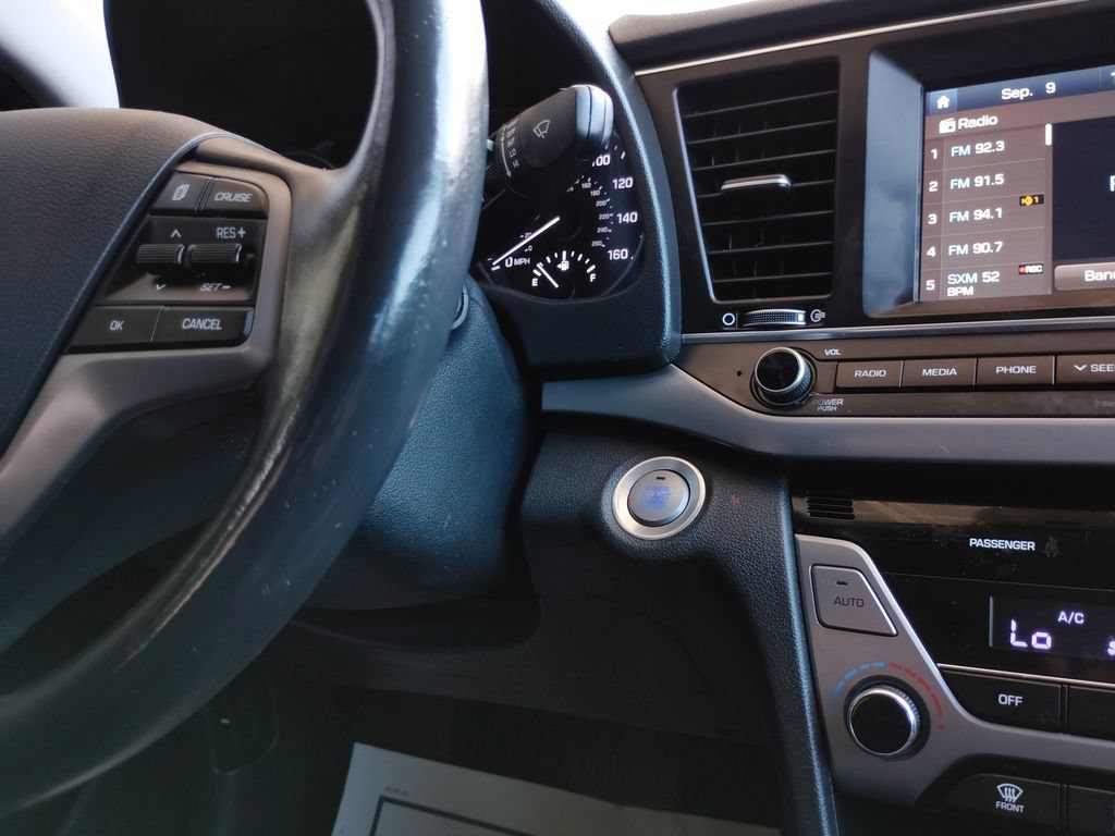 Used 2018 Hyundai Elantra Value Edition FWD image 29