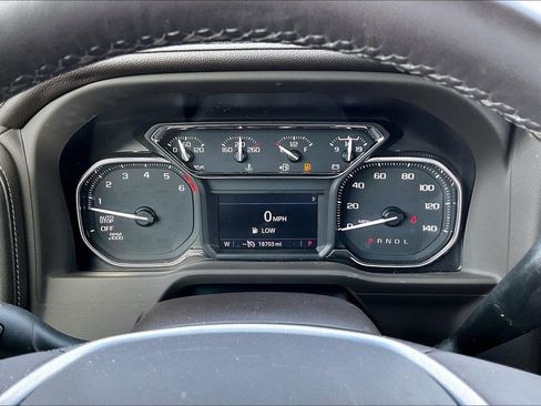 Used 2021 GMC Sierra 1500 SLT RWD image 14