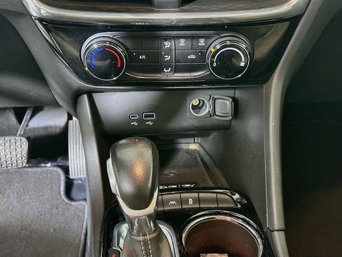 Used 2024 Buick Encore GX Sport Touring w/ Advanced Technology Package FWD image 23