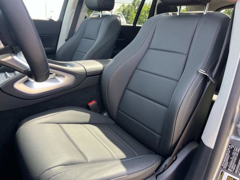 Used 2026 Mercedes-Benz GLS 450 4MATIC image 27