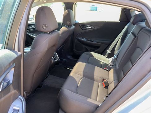 Used 2024 Chevrolet Malibu LT FWD image 9