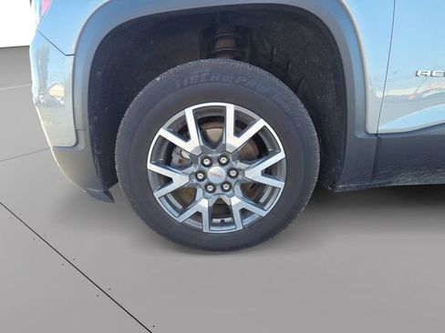 Used 2023 GMC Acadia SLT AWD/4WD image 38
