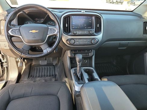 Used 2022 Chevrolet Colorado LT w/ Fleet Safety Package image 10