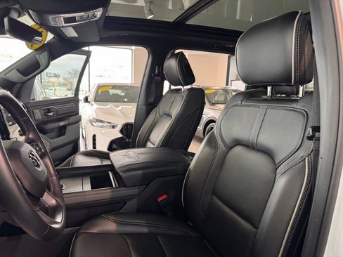 Used 2024 RAM 1500 Limited w/ Night Edition image 10