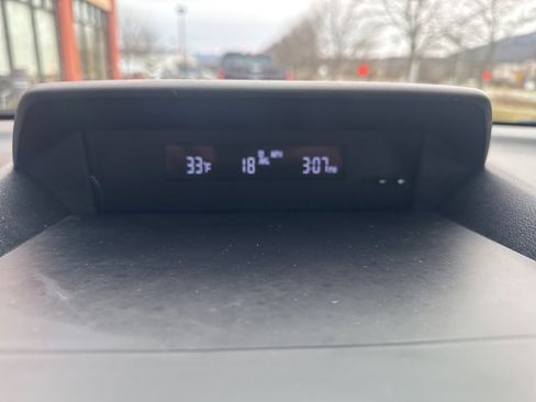 Used 2021 Subaru Forester Premium image 19