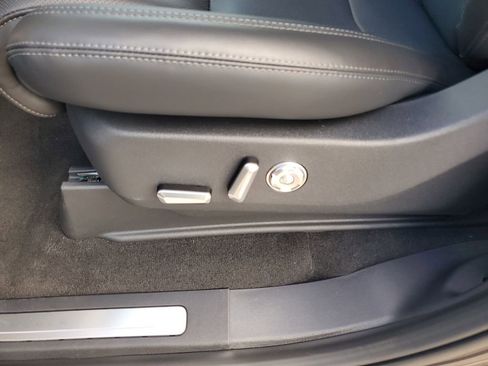 New 2025 Lincoln Navigator Reserve w/ Jet Appearance Package image 23