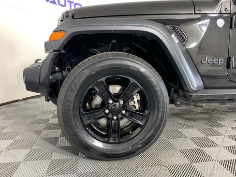 Used 2020 Jeep Wrangler Unlimited Sport AWD/4WD image 11