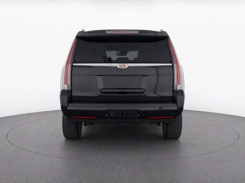 Used 2016 Cadillac Escalade ESV Luxury RWD image 5