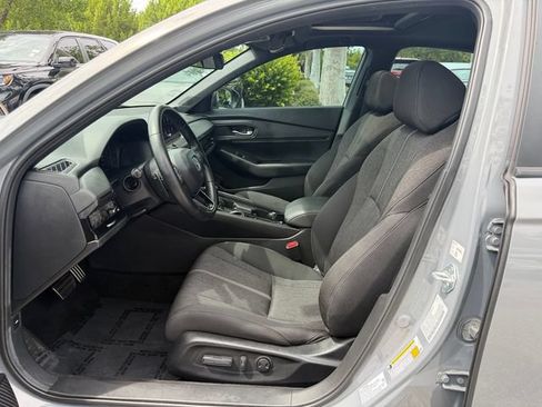Used 2024 Honda Accord Sport image 11