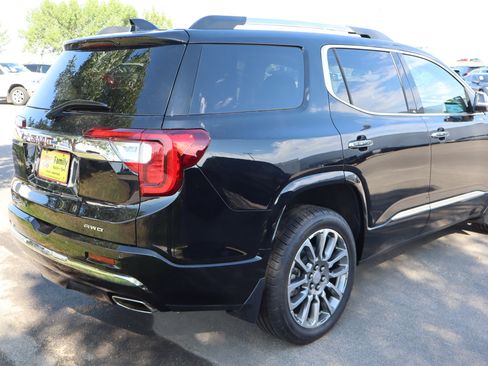 Used 2023 GMC Acadia Denali w/ Denali Technology Package AWD/4WD image 7