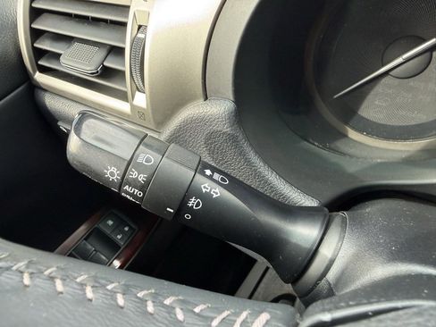 Used 2011 Lexus GX 460 Premium image 25