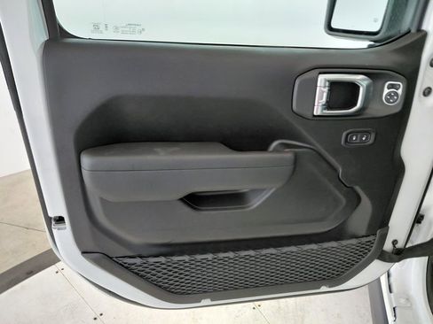 New 2026 Jeep Gladiator Mojave AWD/4WD image 10