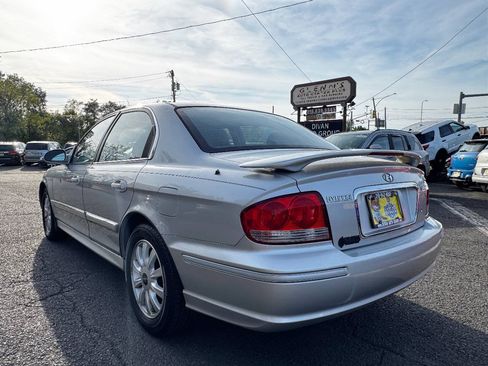 Used 2005 Hyundai Sonata LX FWD image 4