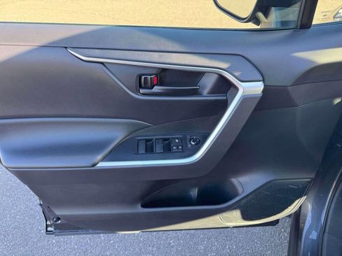 Used 2023 Toyota RAV4 LE image 15