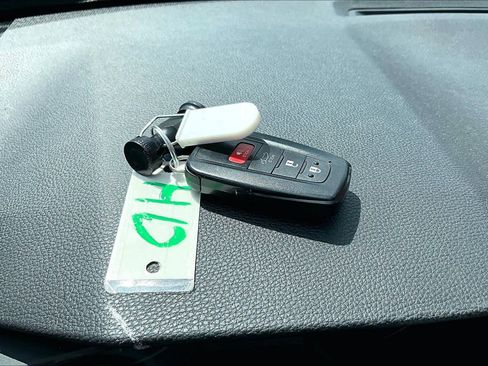 Used 2024 Toyota RAV4 XLE w/ Convenience Package AWD/4WD image 14