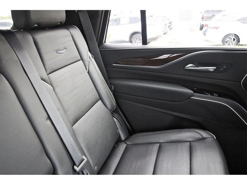 Used 2023 Cadillac Escalade Premium Luxury image 10