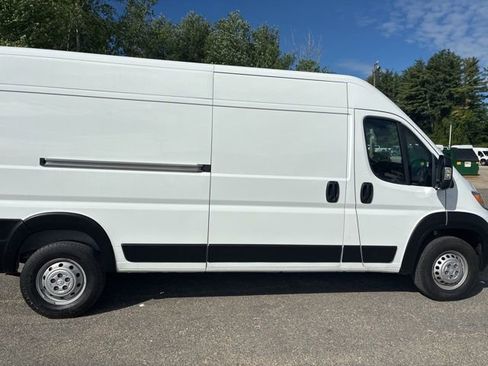 Used 2023 RAM ProMaster 2500 FWD image 8