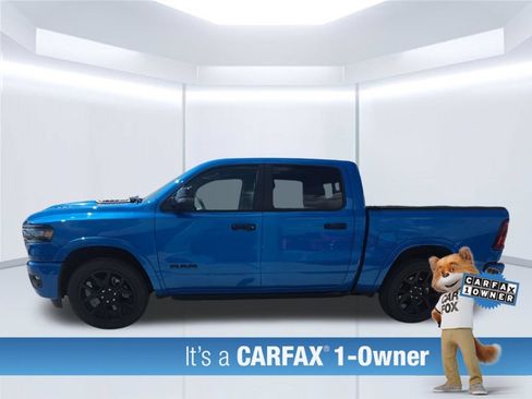 Used 2025 RAM 1500 Laramie w/ Night Edition AWD/4WD image 4