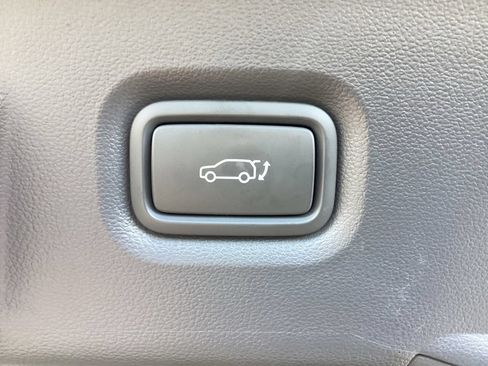 Used 2023 Hyundai Ioniq 5 SEL w/ Cargo Package AWD/4WD image 11