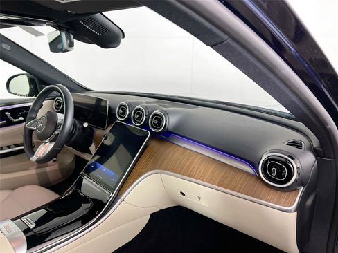 Certified 2022 Mercedes-Benz C 300 4MATIC Sedan image 26