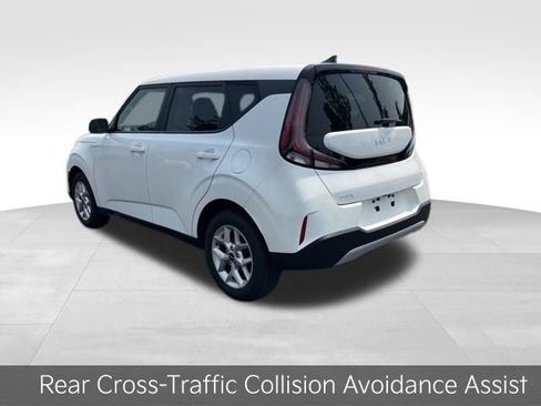 Certified 2024 Kia Soul LX w/ Option Group 015 FWD image 6