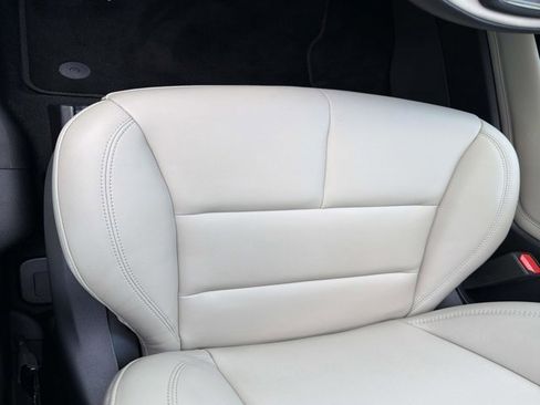 New 2026 Lincoln Corsair Premiere FWD image 11