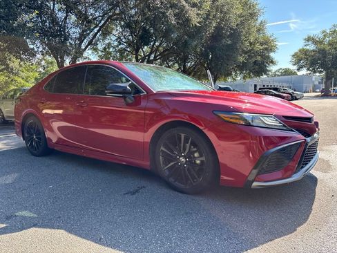 Used 2024 Toyota Camry XSE FWD image 1