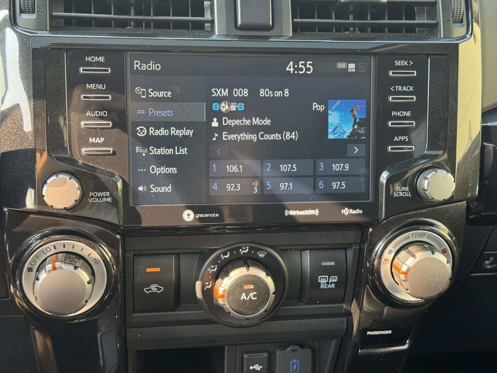 Used 2023 Toyota 4Runner TRD Off-Road Premium w/ Moonroof Package AWD/4WD image 30