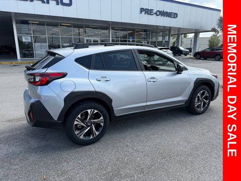 Used 2025 Subaru Crosstrek 2.0i Premium AWD/4WD image 3