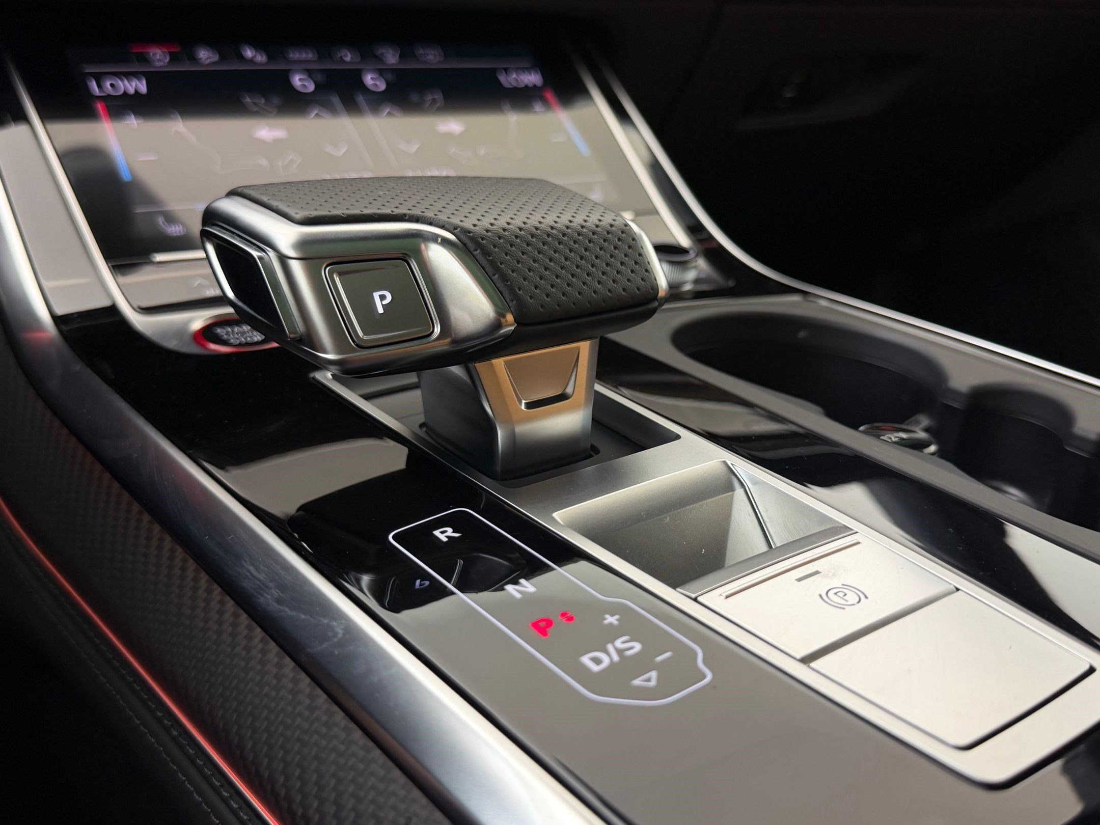 Used 2024 Audi RS Q8 w/ Black Optic Package AWD/4WD image 17