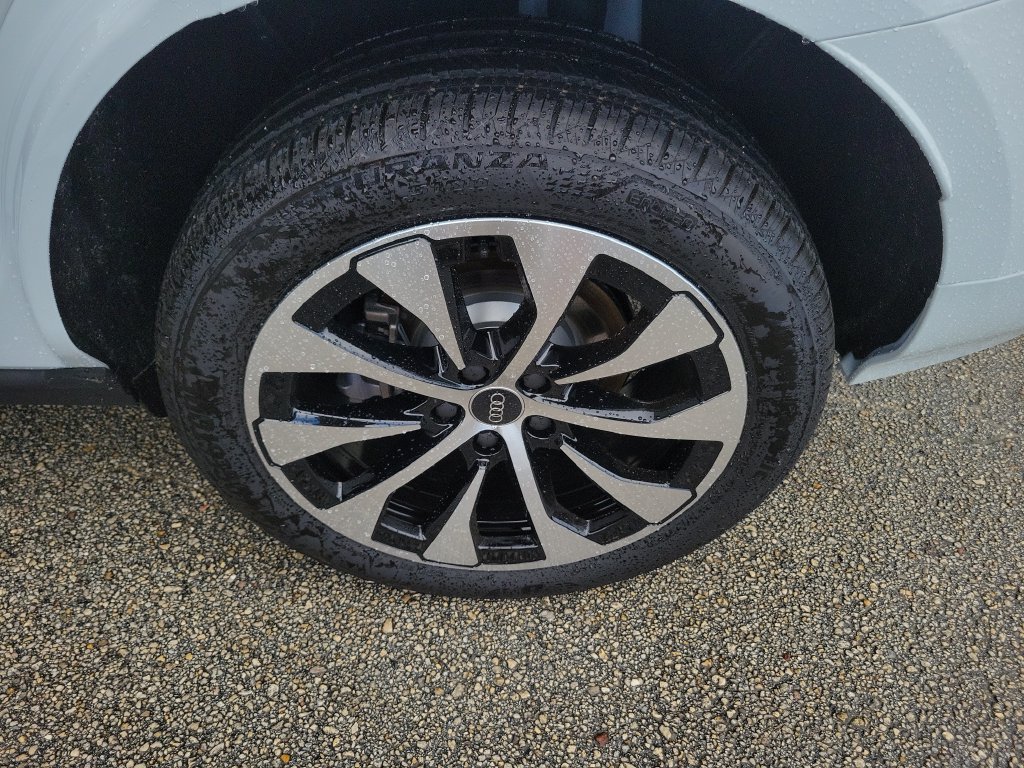 New 2026 Audi Q3 quattro 2.0T AWD/4WD image 28