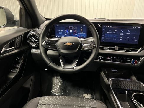 Certified 2025 Chevrolet Equinox LT image 14