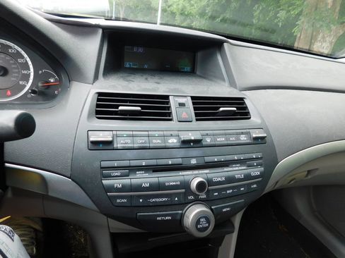 Used 2009 Honda Accord EX-L image 10